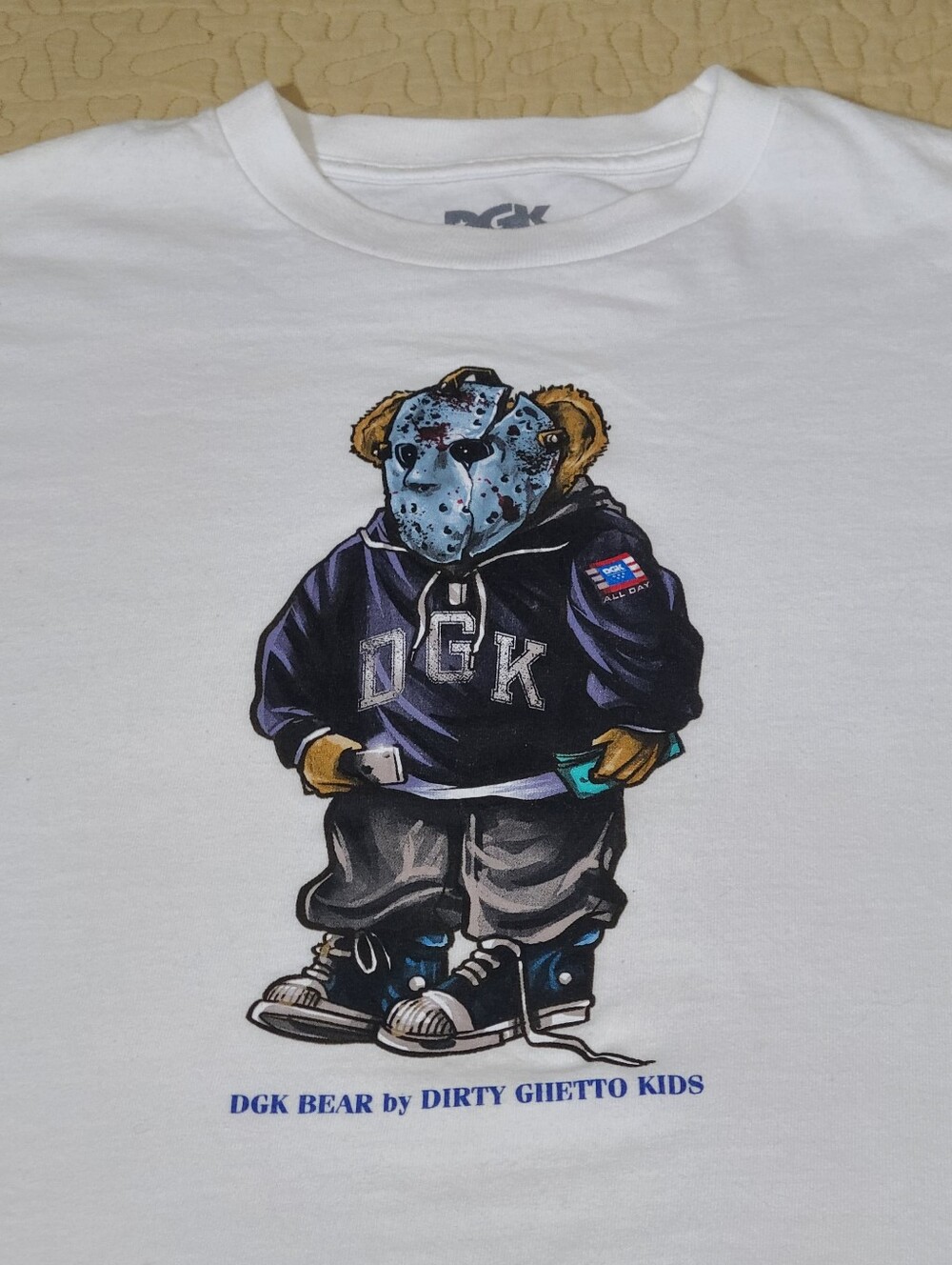 DGK Dirty Ghetto Kids Hockey Mask Bear logo T shirt size S